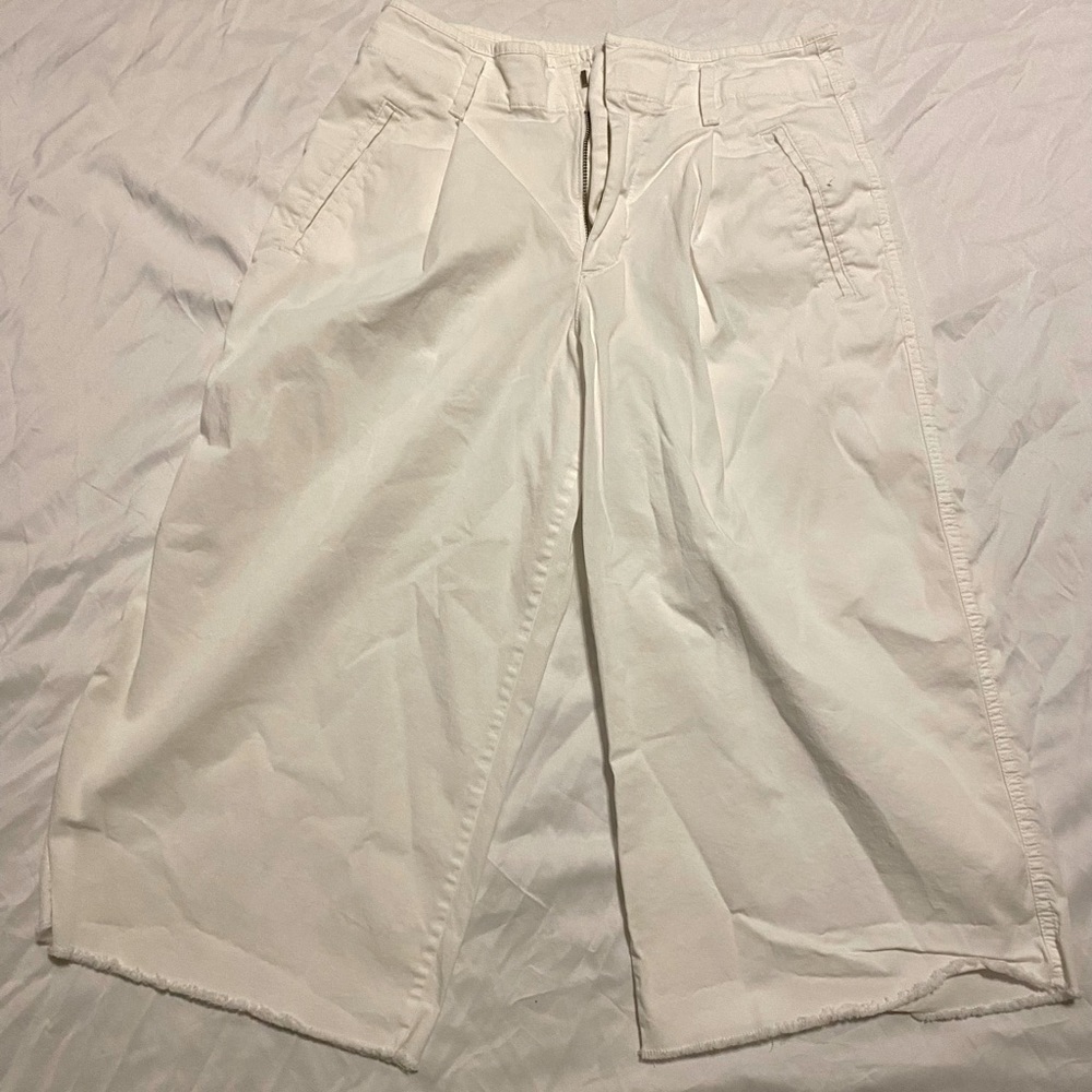 Gap: white high waist wide leg shorts
